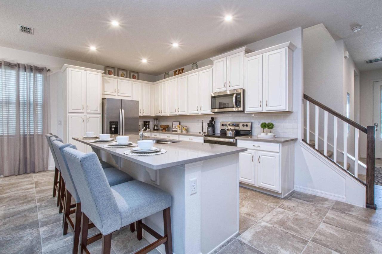 Holiday home 5 Bedrooms Townhome W- Splashpool - 8205sa *