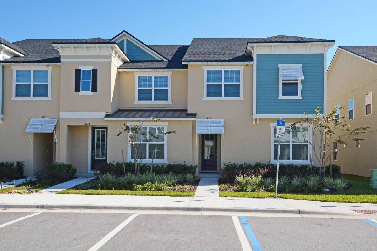 5 Bedrooms Townhome W- Splashpool - 8205sa Holiday home *
