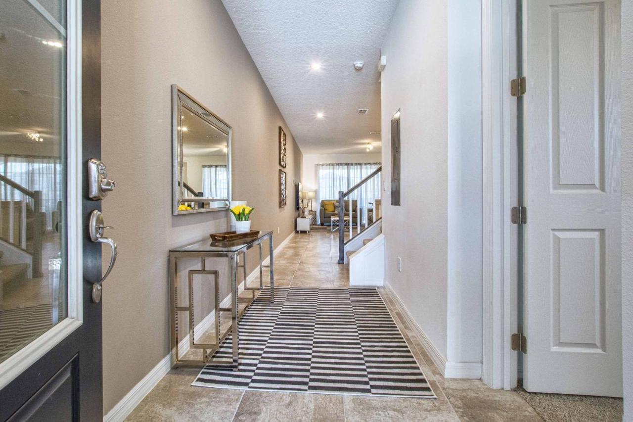 5 Bedrooms Townhome W- Splashpool - 8205sa *