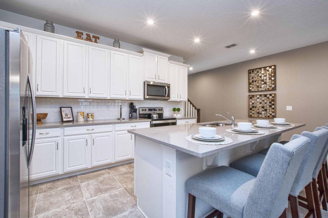 Hébergement de vacances 5 Bedrooms Townhome W- Splashpool - 8205sa *
